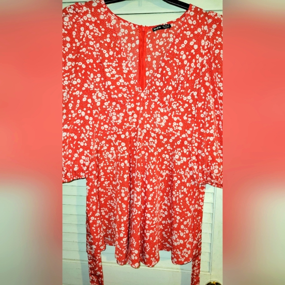 Women's Medium Red and White Floral Dress